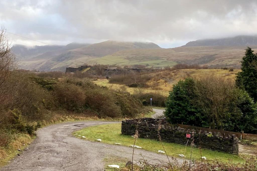 Welsh Holiday Home Sleeps 5 Close To Beaches & Mountains Nantlle Екстер'єр фото
