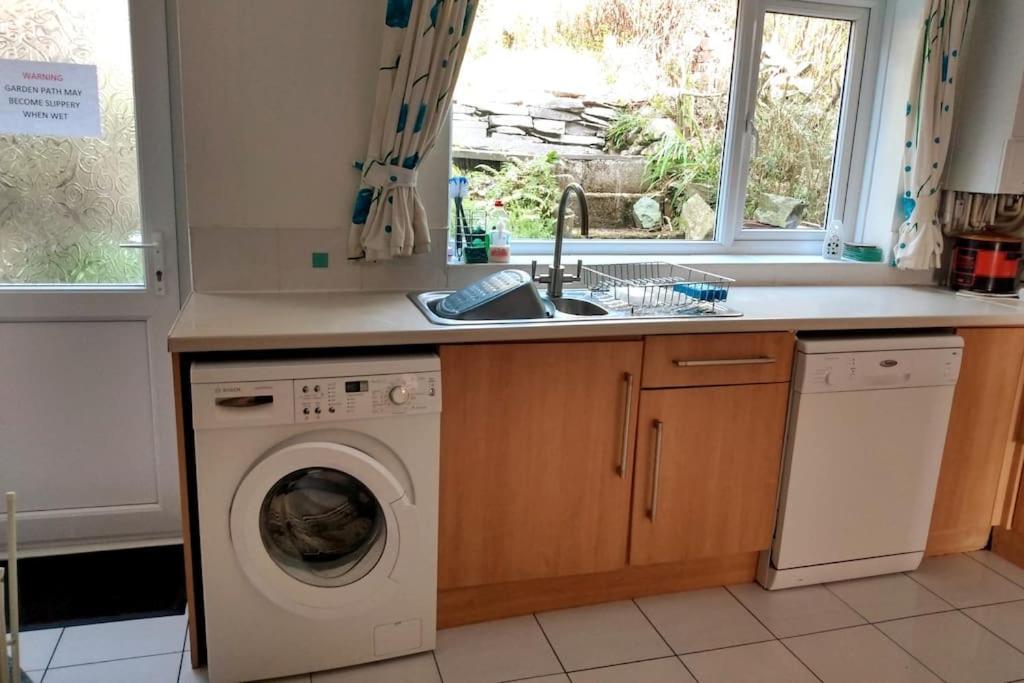 Welsh Holiday Home Sleeps 5 Close To Beaches & Mountains Nantlle Екстер'єр фото